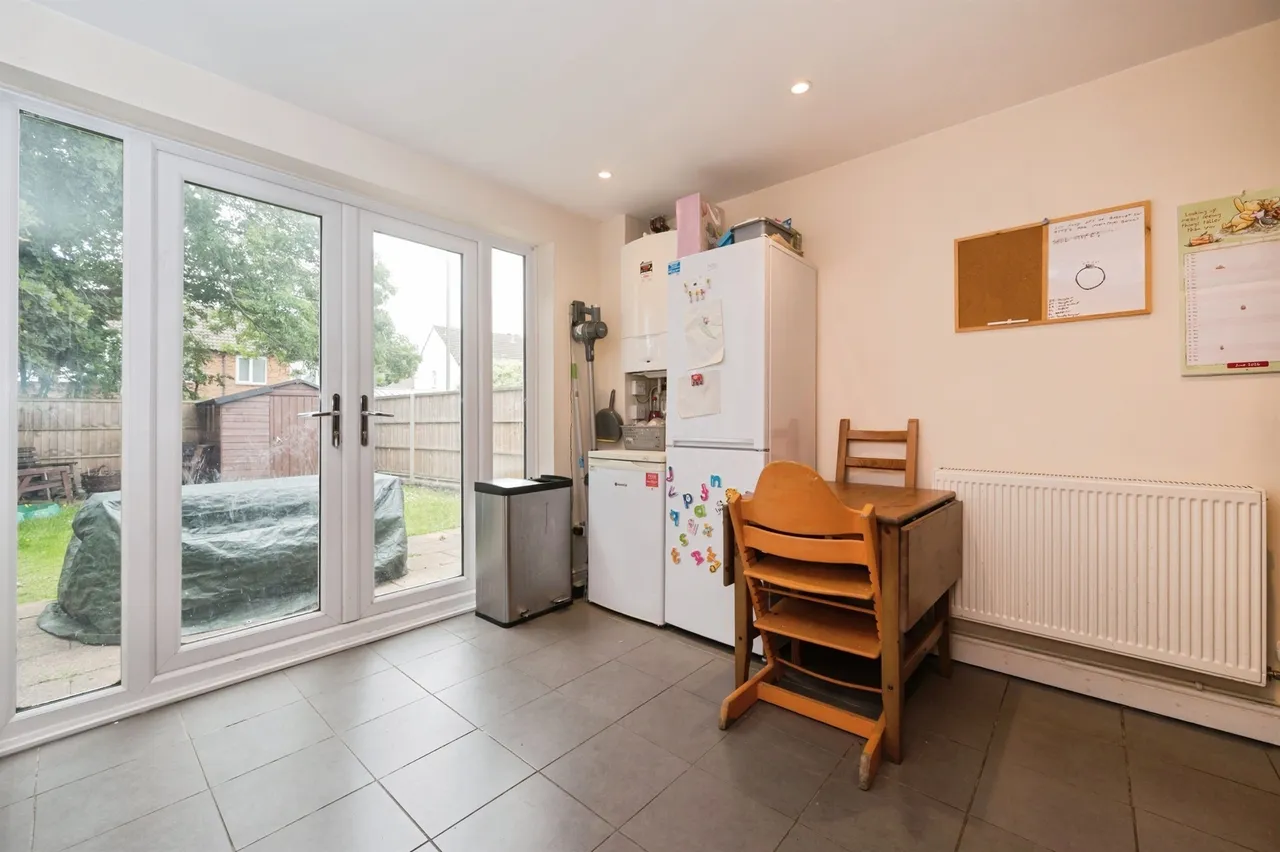 Dart Road, West End, SO18, photo 6