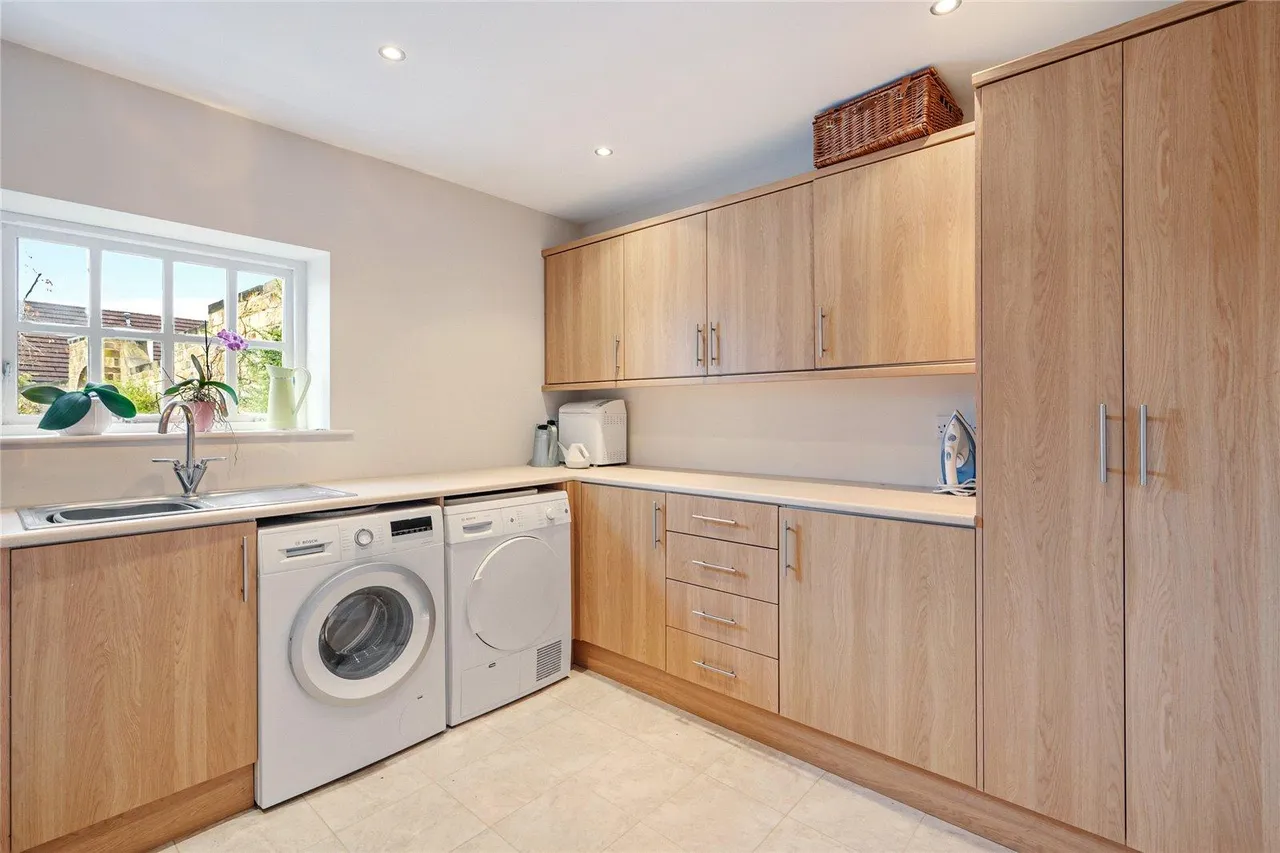 Daw Lane, Horbury, photo 11