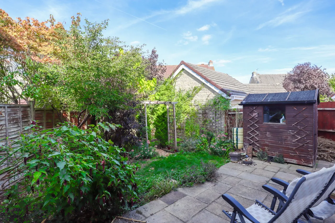 Springfield Drive, Calne, photo 12