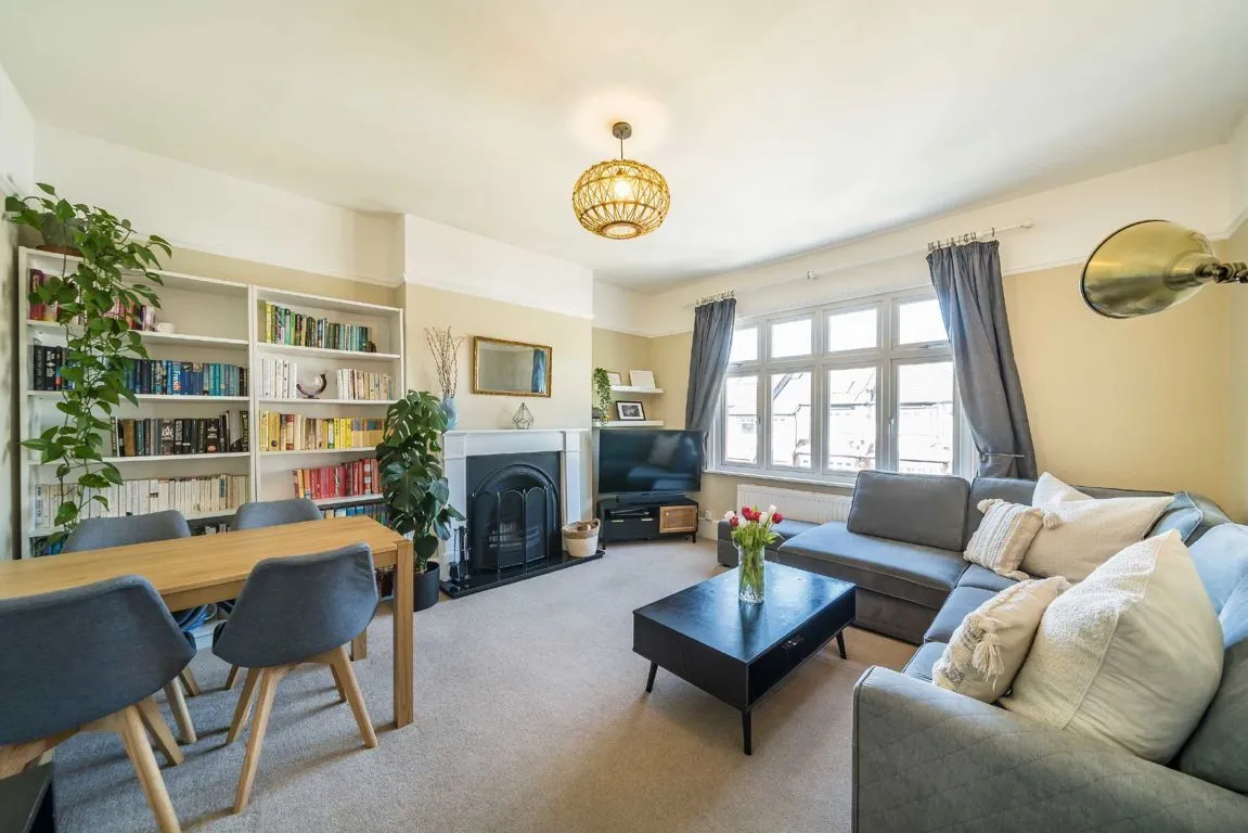 Strathbrook Road, SW16, photo 2