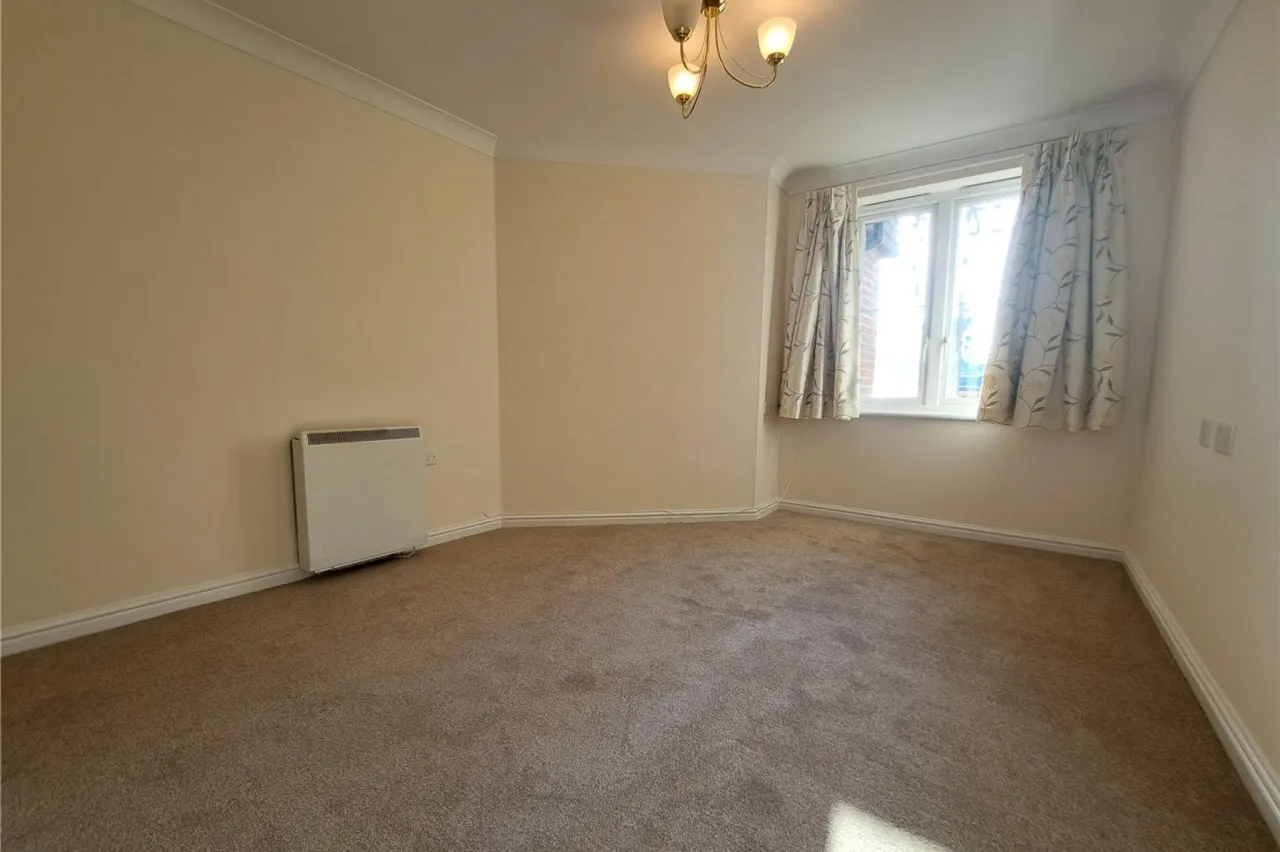 Oyster Lane, Byfleet, West Byfleet, S..., photo 5