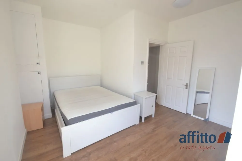 Hitchin Road, Luton, LU2 0EU, photo 4