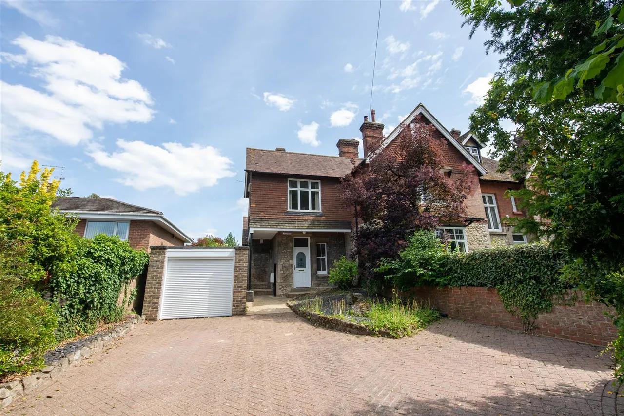 Queens Avenue, Maidstone, photo 2