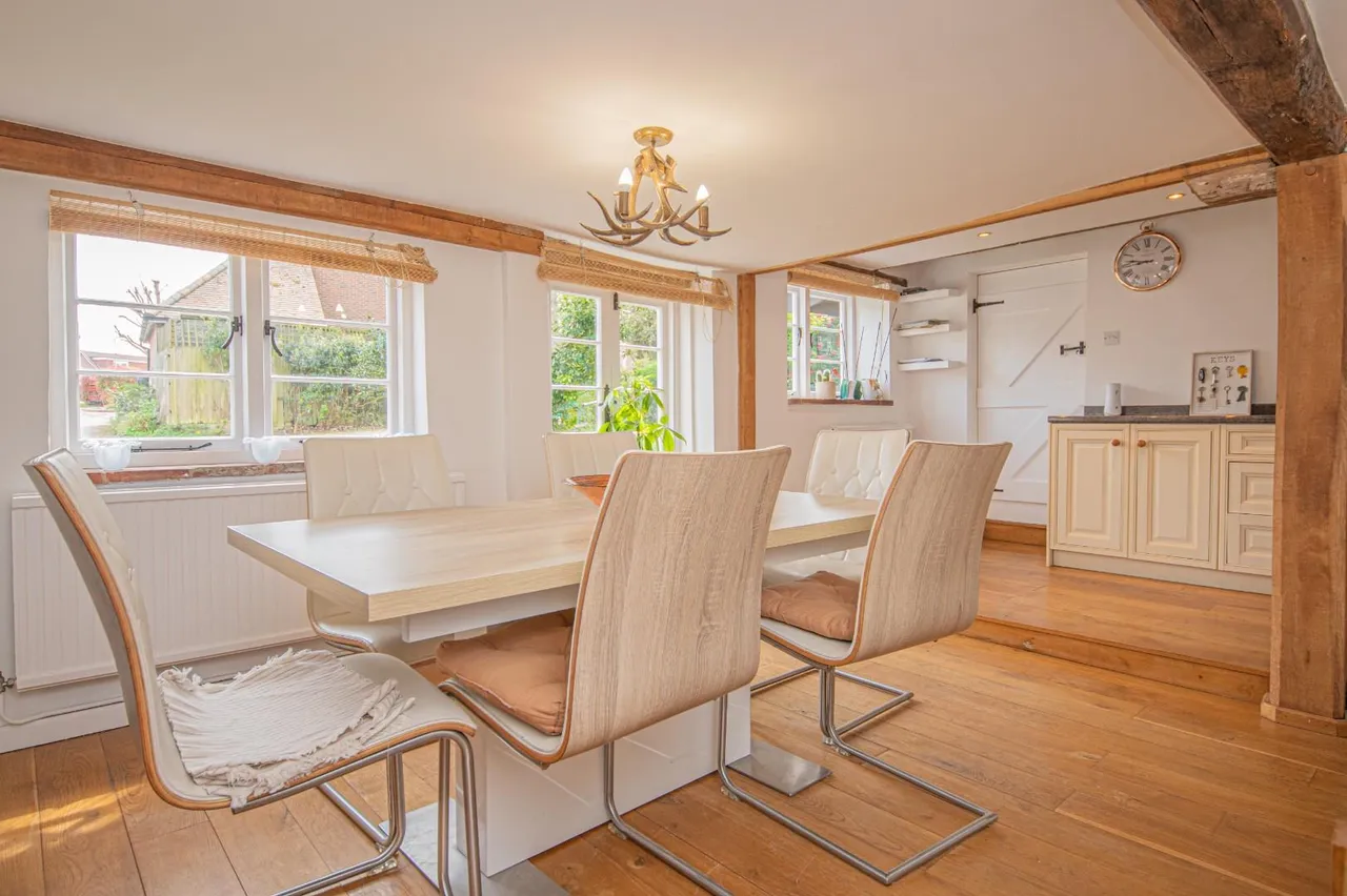 Burnetts Lane, Horton Heath, Eastleigh, Hampshire, SO50 7DJ, photo 5