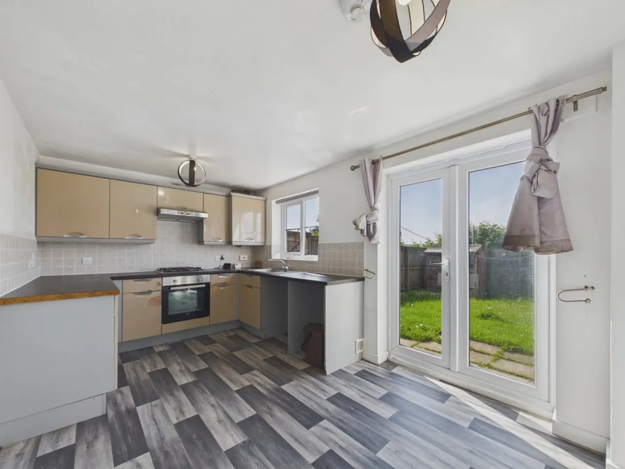 Lincoln Way, North Wingfield, photo 3