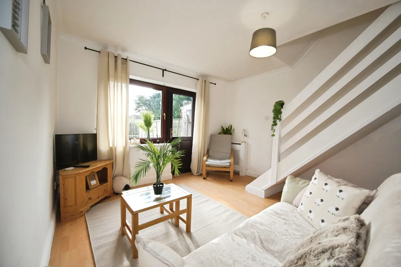 St. Davids Crescent, Newport, NP20, photo 2