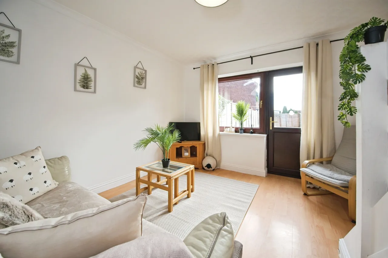 St. Davids Crescent, Newport, NP20, photo 6