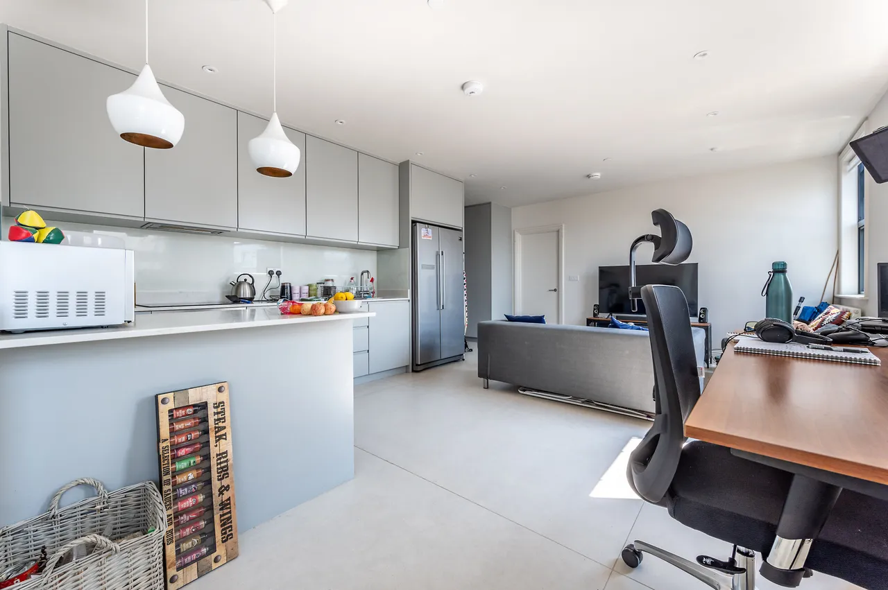 Flat 6, Petram House, Gateway, London, photo 9