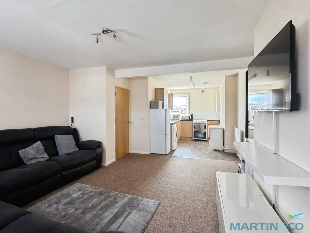 2 bed flat to rent — Bullfields, Snodland