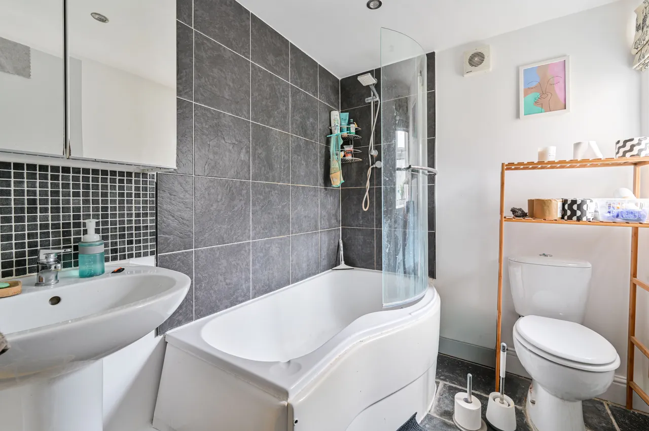 Ground Floor, 292 Queenstown Road, London, photo 6