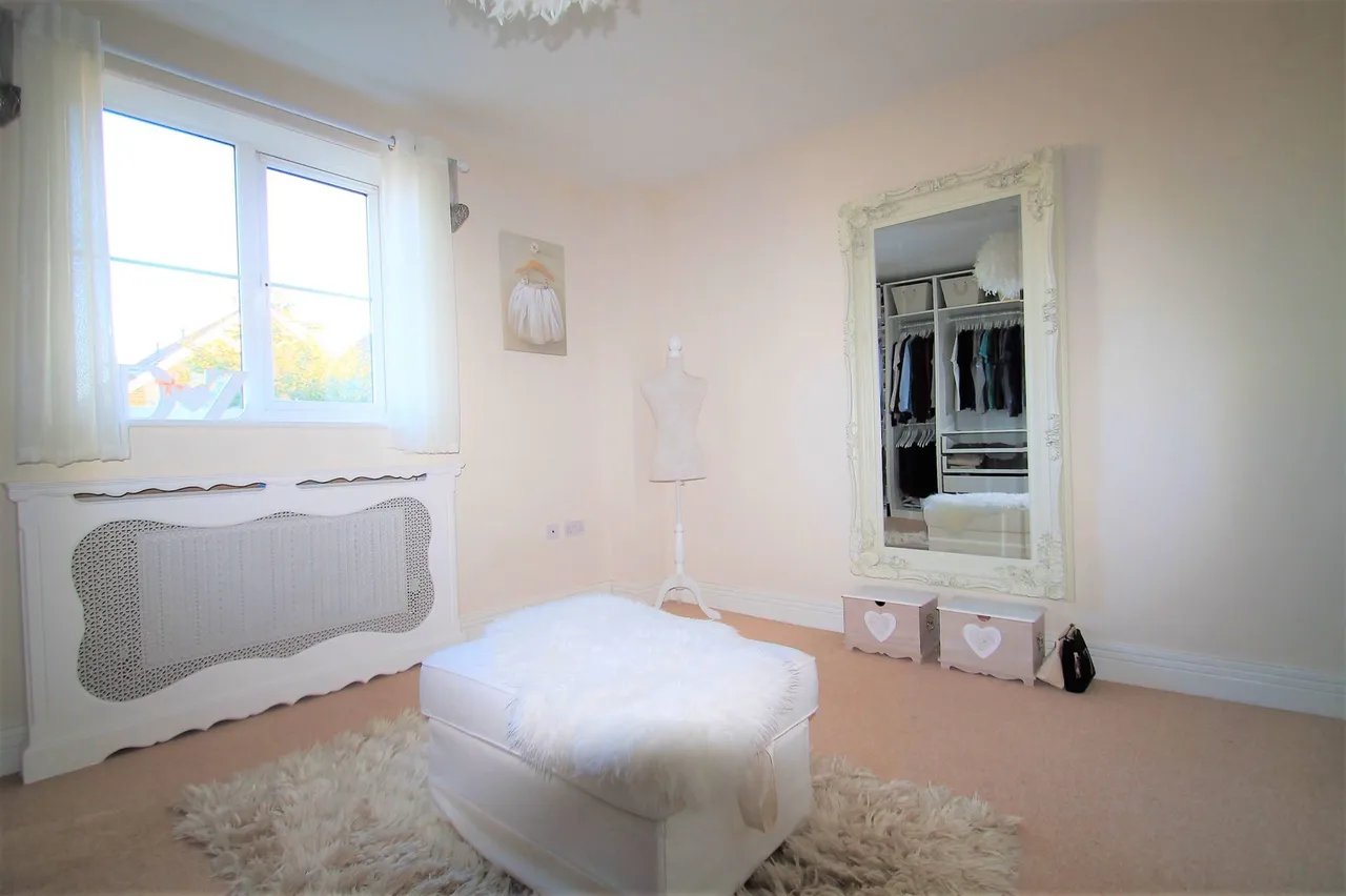 Rivenhall Way, Rochester, photo 10