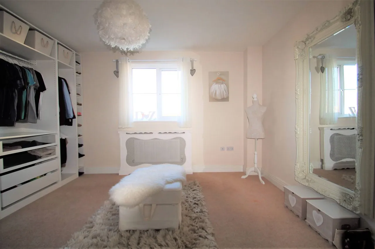 Rivenhall Way, Rochester, photo 8