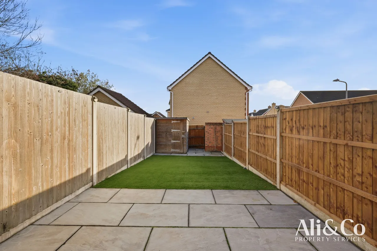 Edmund Road, Chafford Hundred, Essex, RM16 6HA, photo 17