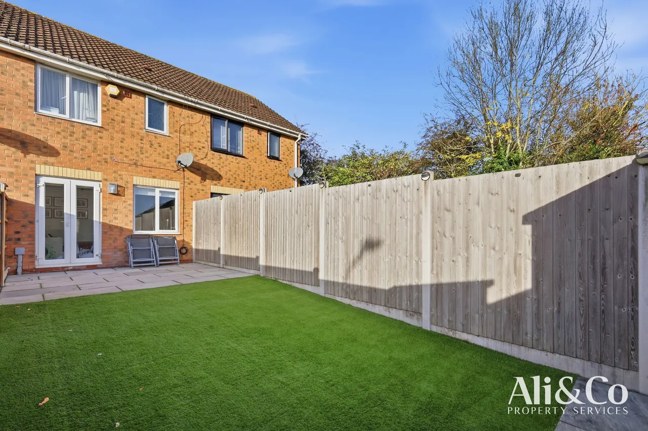 Edmund Road, Chafford Hundred, Essex, RM16 6HA, photo 16