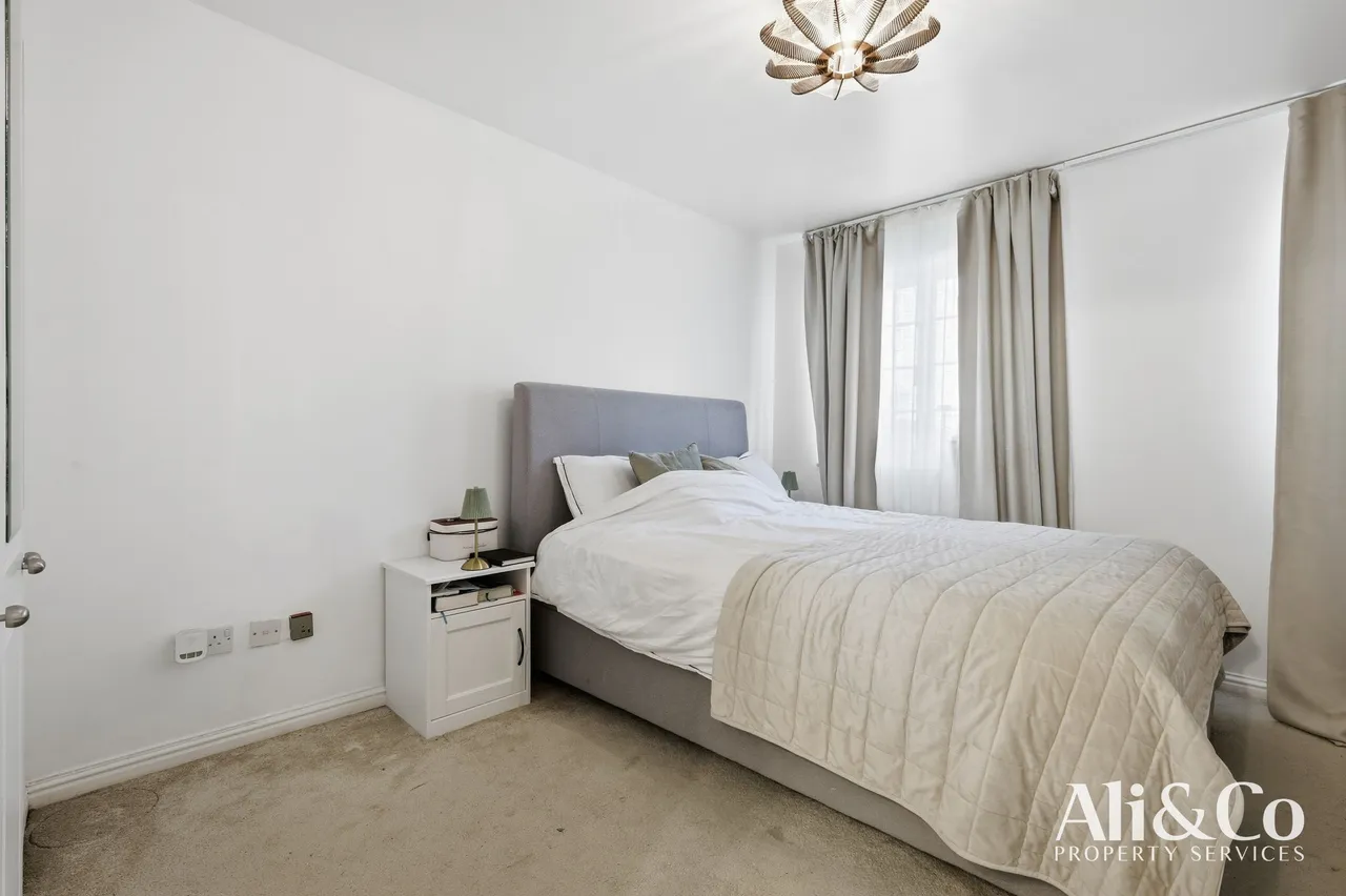 Edmund Road, Chafford Hundred, Essex, RM16 6HA, photo 8