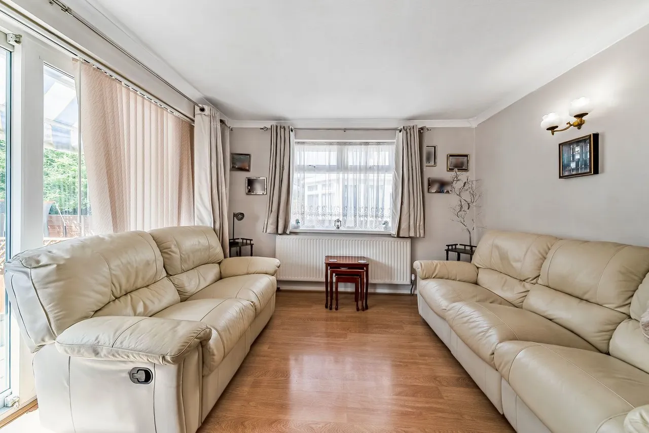 Craigwell Avenue, Lower Feltham, TW13, photo 4