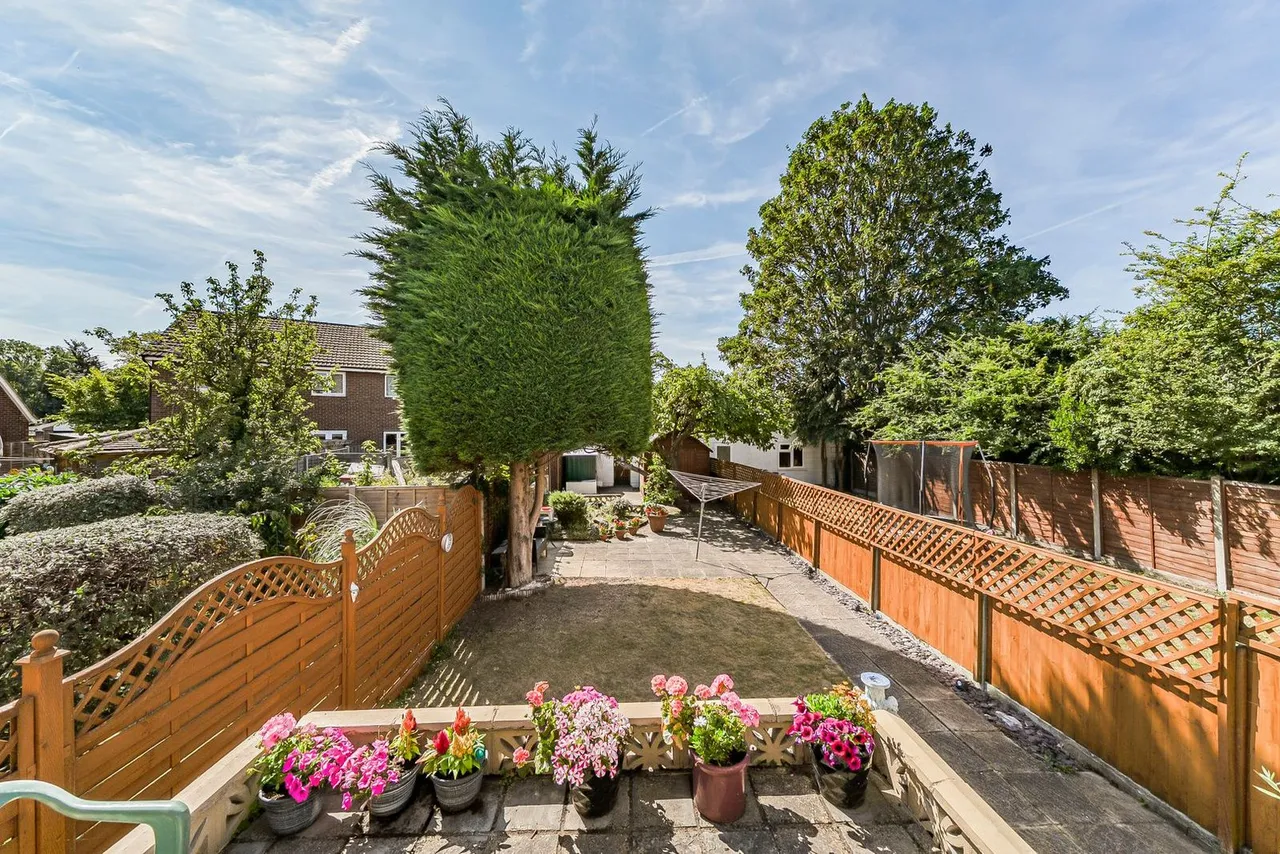 Craigwell Avenue, Lower Feltham, TW13, photo 20