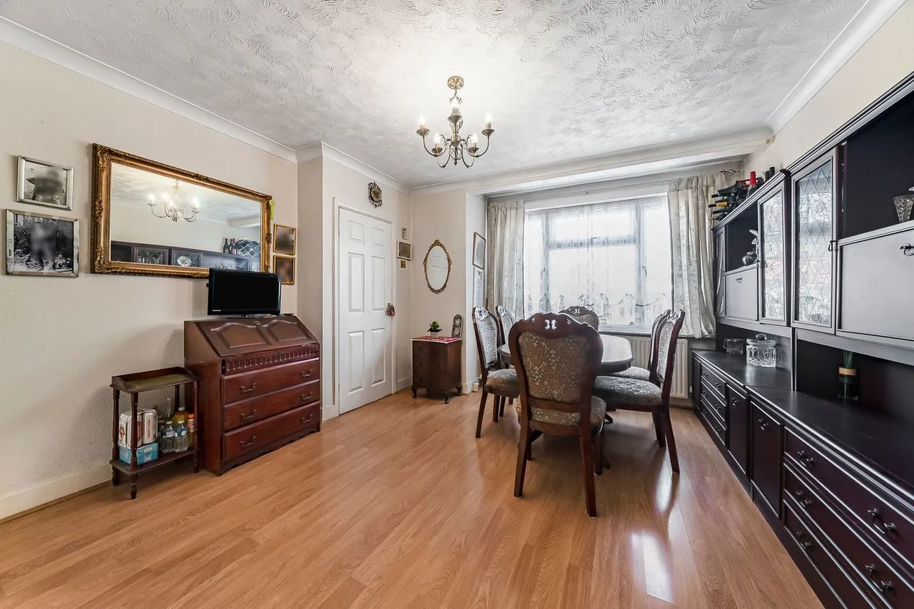 Craigwell Avenue, Lower Feltham, TW13, photo 6