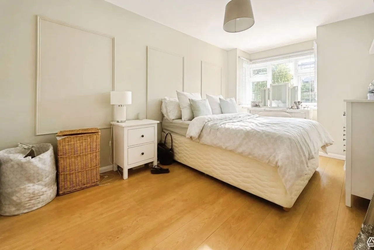 Albert Walk, Crowthorne, Berkshire, RG45 7EB, photo 6