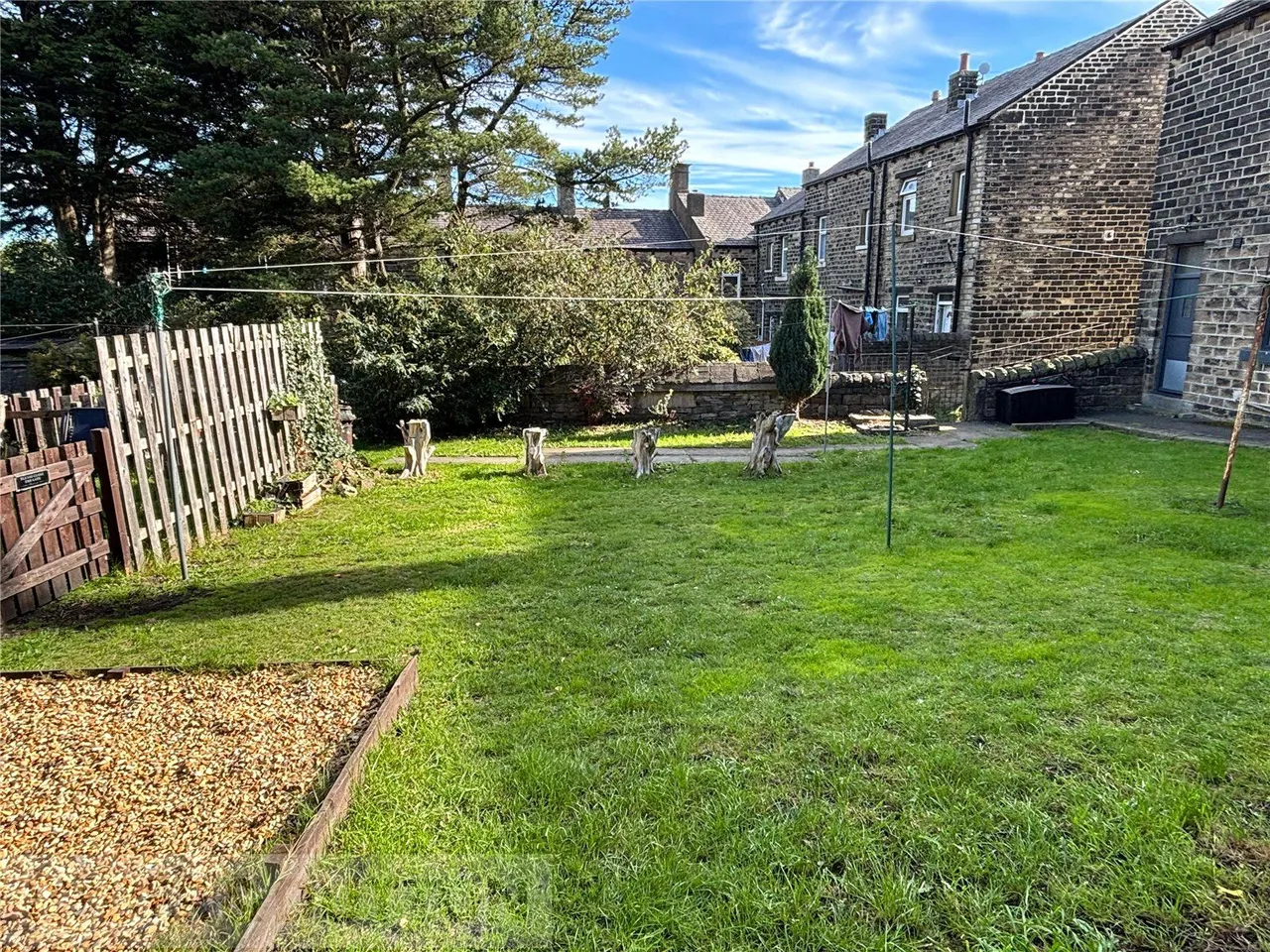Scar Lane, Milnsbridge, HD3, photo 14