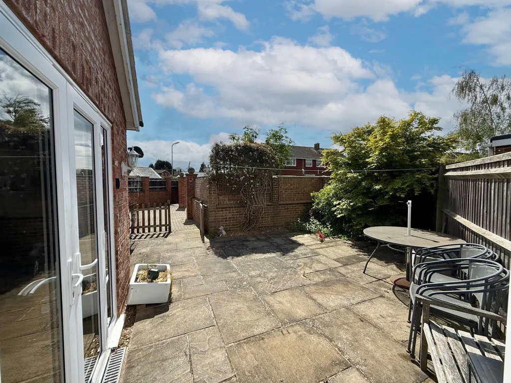 Dormer Avenue, Wing LU7 0TF, photo 4