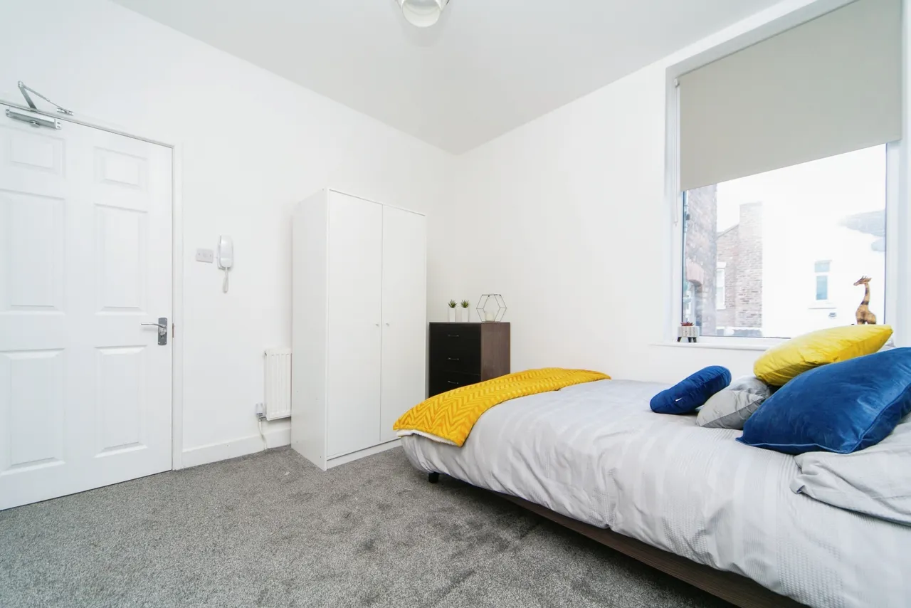 Laurel Road, Birkenhead, CH42, photo 14