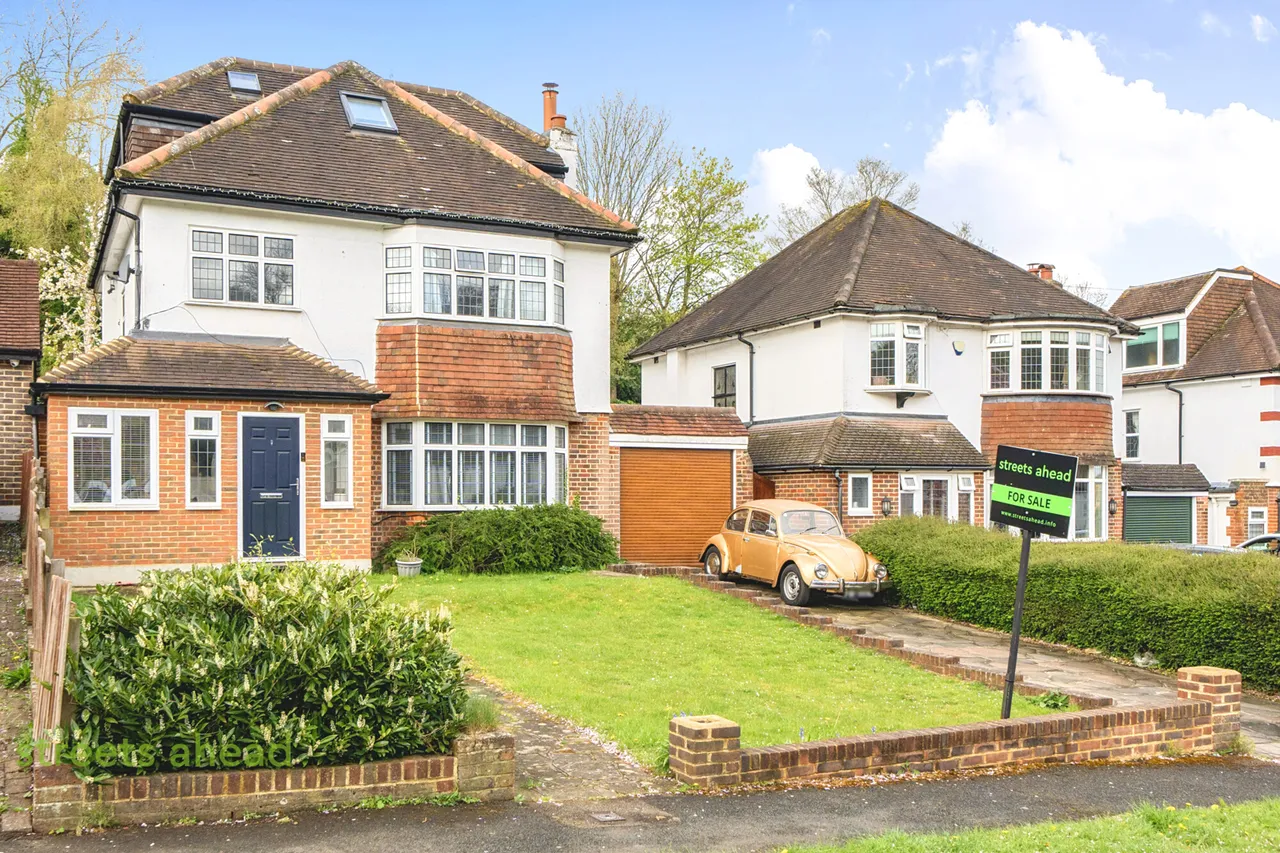 Byron Avenue, Coulsdon, CR5, photo 18