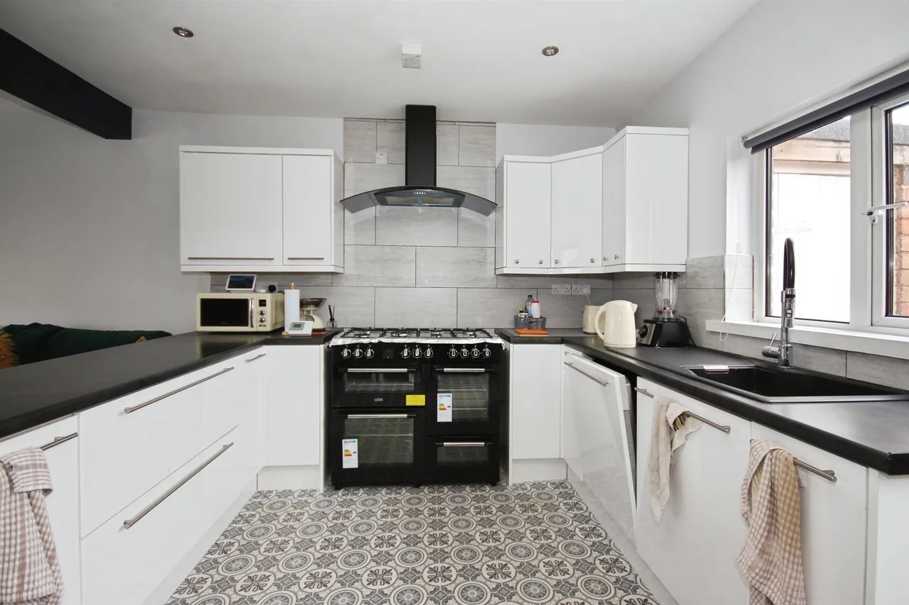 Westlea Road, Leamington Spa, photo 5