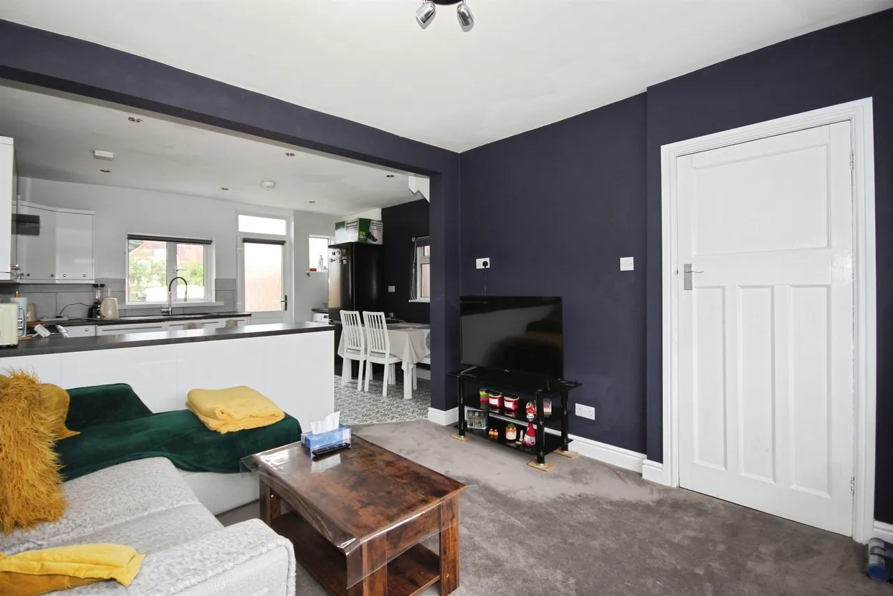 Westlea Road, Leamington Spa, photo 2