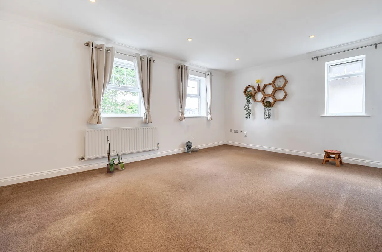 Blenheim Place, Camberley, Surrey, GU15 2SS, photo 16