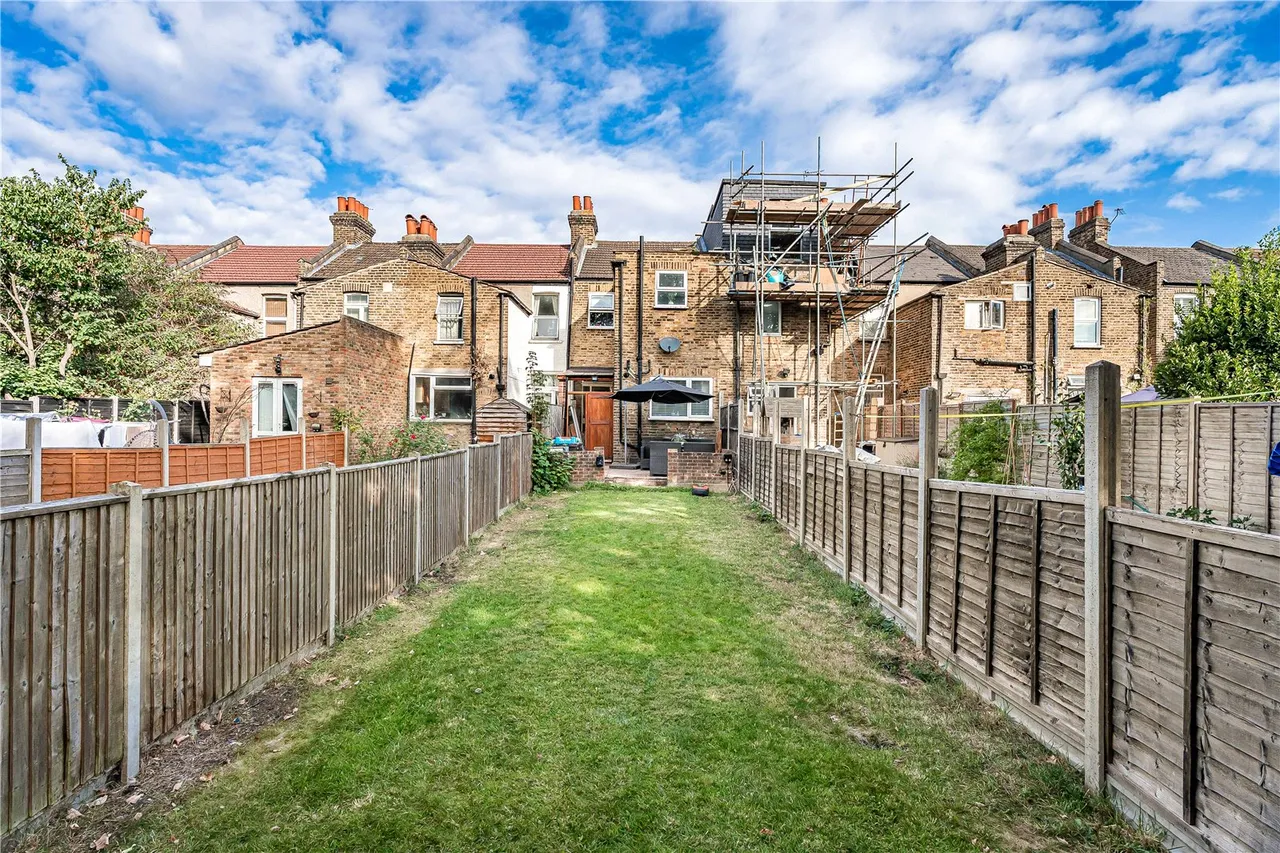 Pembroke Road, SE25, photo 19