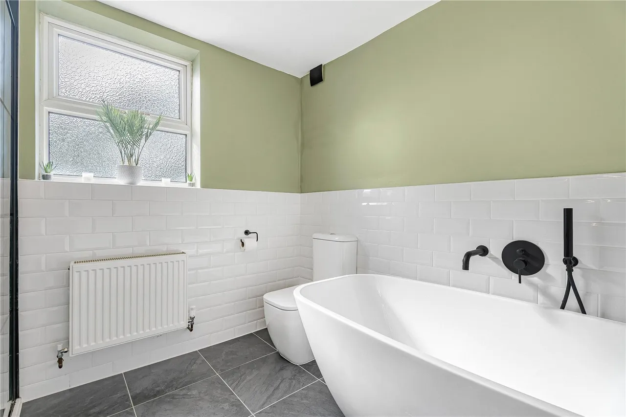 Pembroke Road, SE25, photo 11
