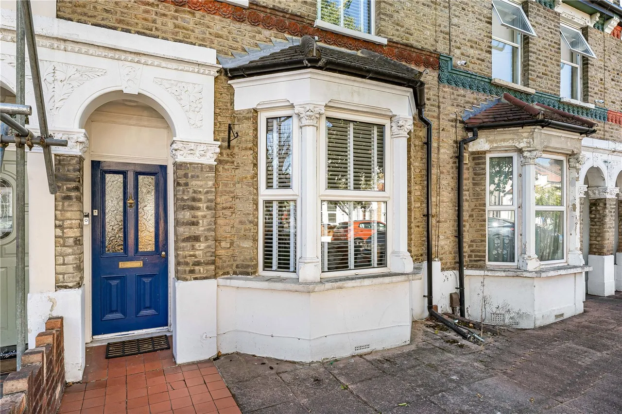 2 bed house for sale, Pembroke Road, SE25