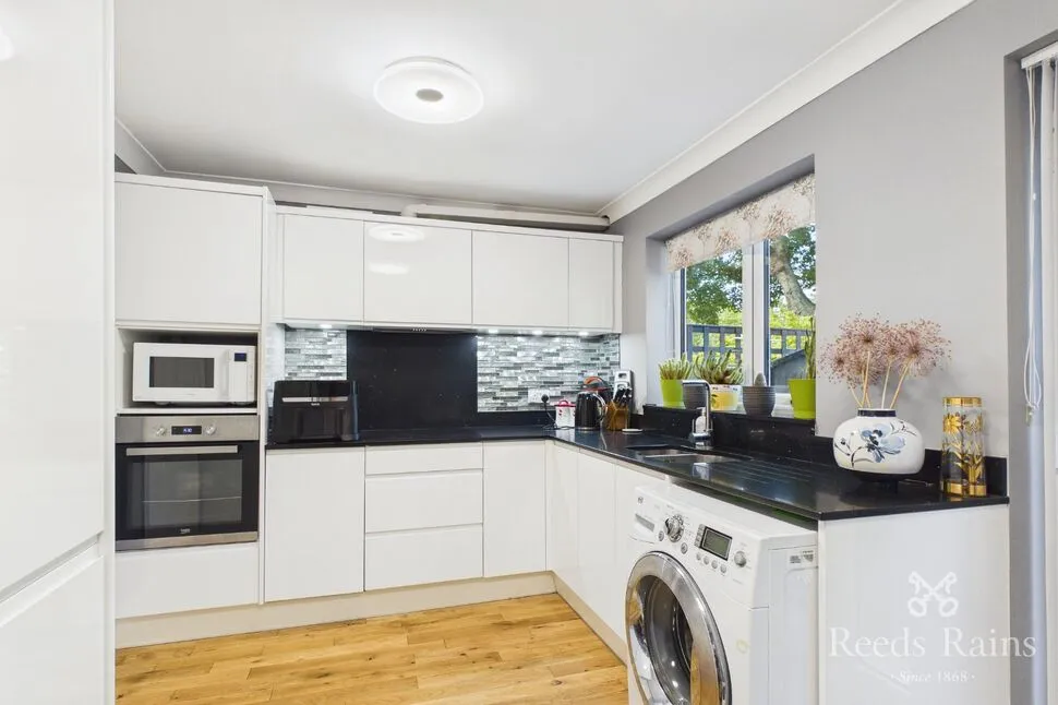 The Maltins, Castleford, West Yorkshire, WF10, photo 3