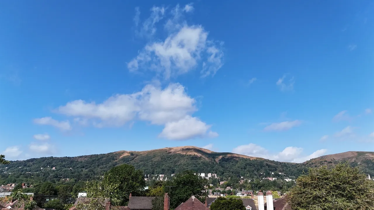 Scholars Court, Malvern, WR14, photo 15