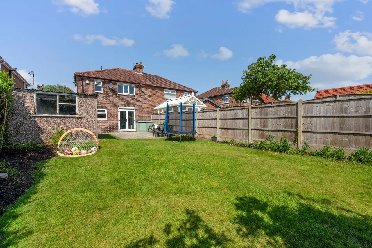 Leach Lane, Sutton Leach, St. Helens, St. Helens, WA9 4LZ, photo 24
