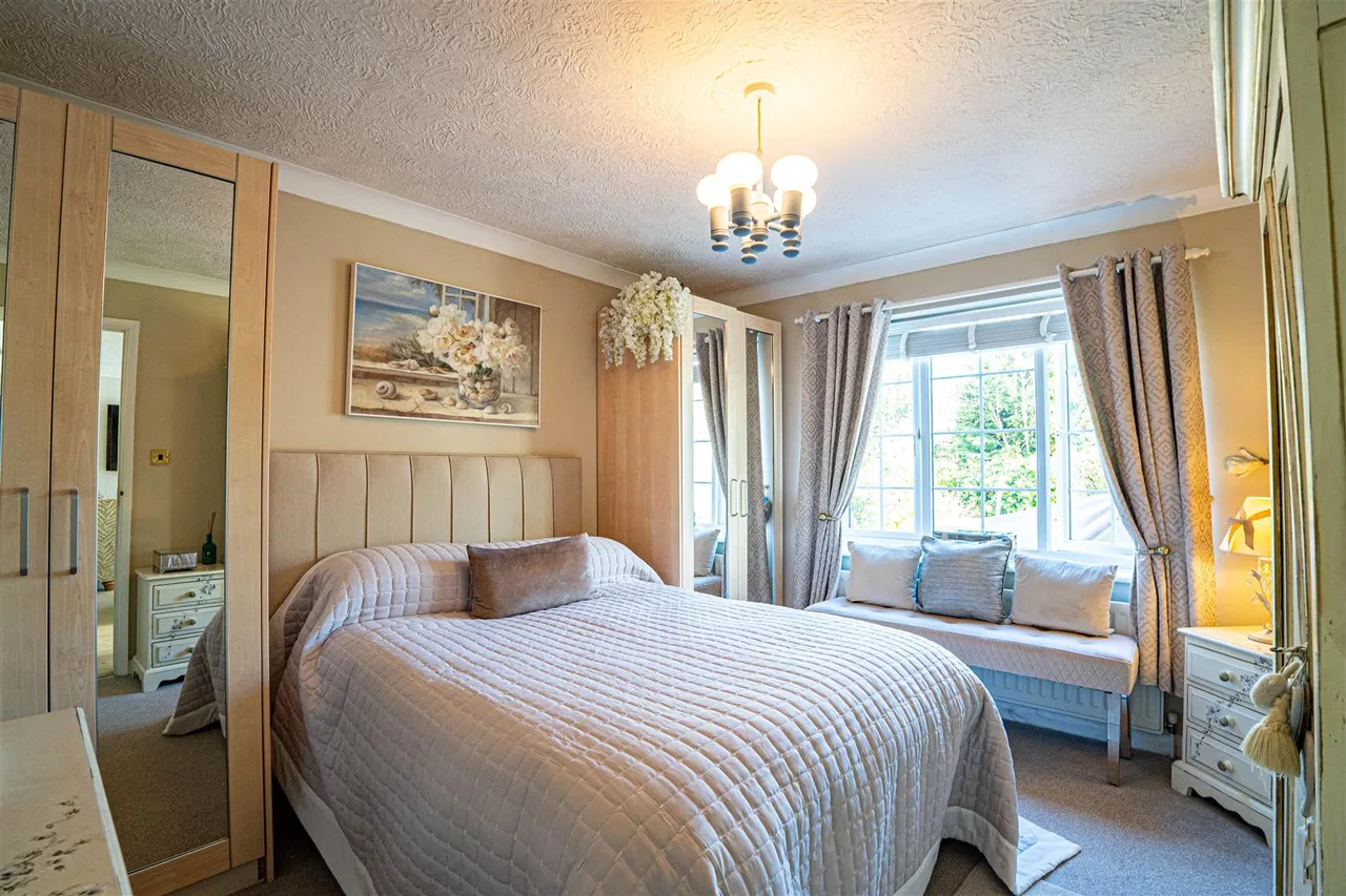 Park Crescent, Hastings, photo 9
