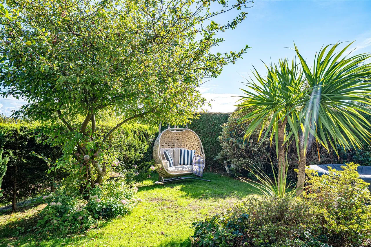 Park Crescent, Hastings, photo 16