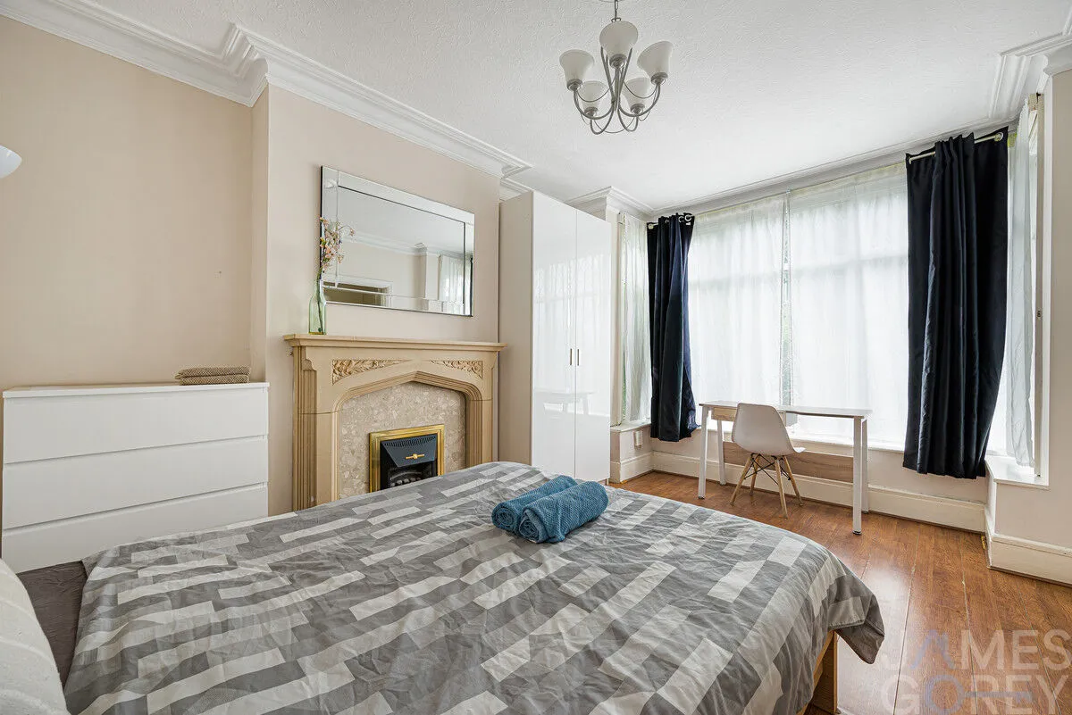 Brodrick Grove, Abbey Wood, SE2, photo 11