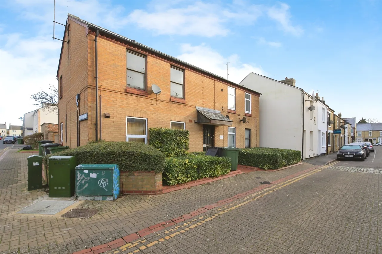 1 bed flat for sale, Whalley Street, Peterborough, PE1