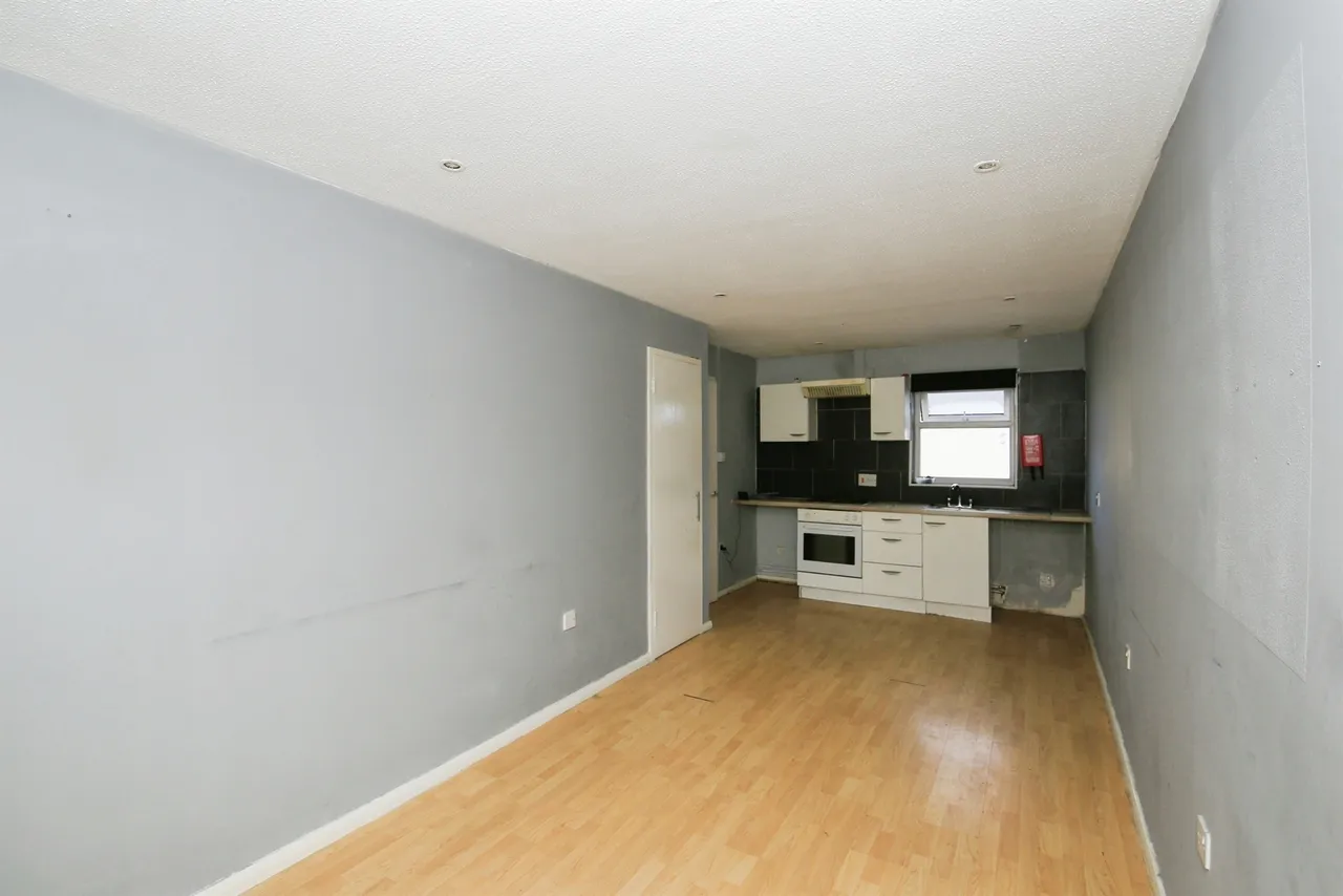 Whalley Street, Peterborough, PE1, photo 4