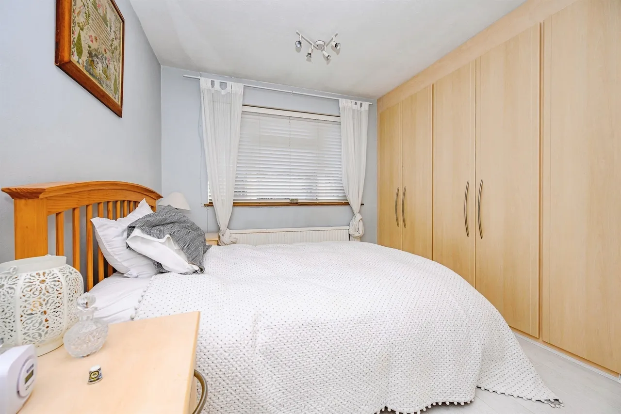 Beech Road, St. Albans, photo 9