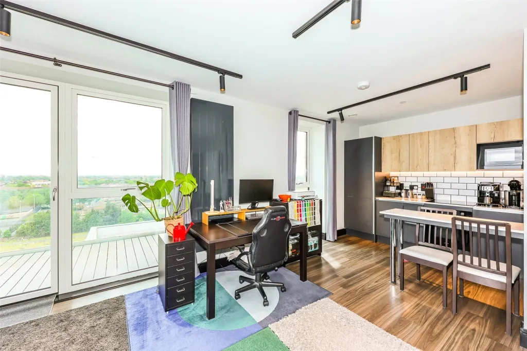 Merrick Road, Southall, UB2, photo 5