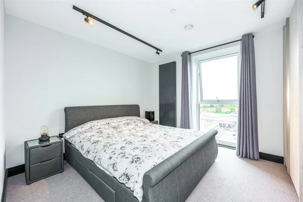 Merrick Road, Southall, UB2, photo 10