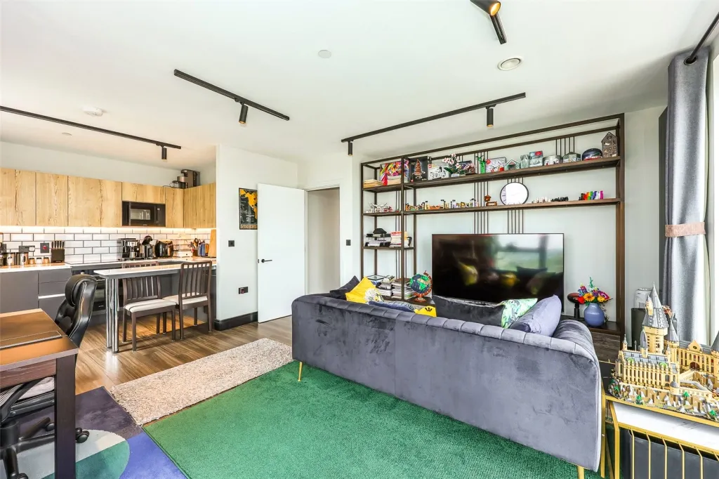 Merrick Road, Southall, UB2, photo 7