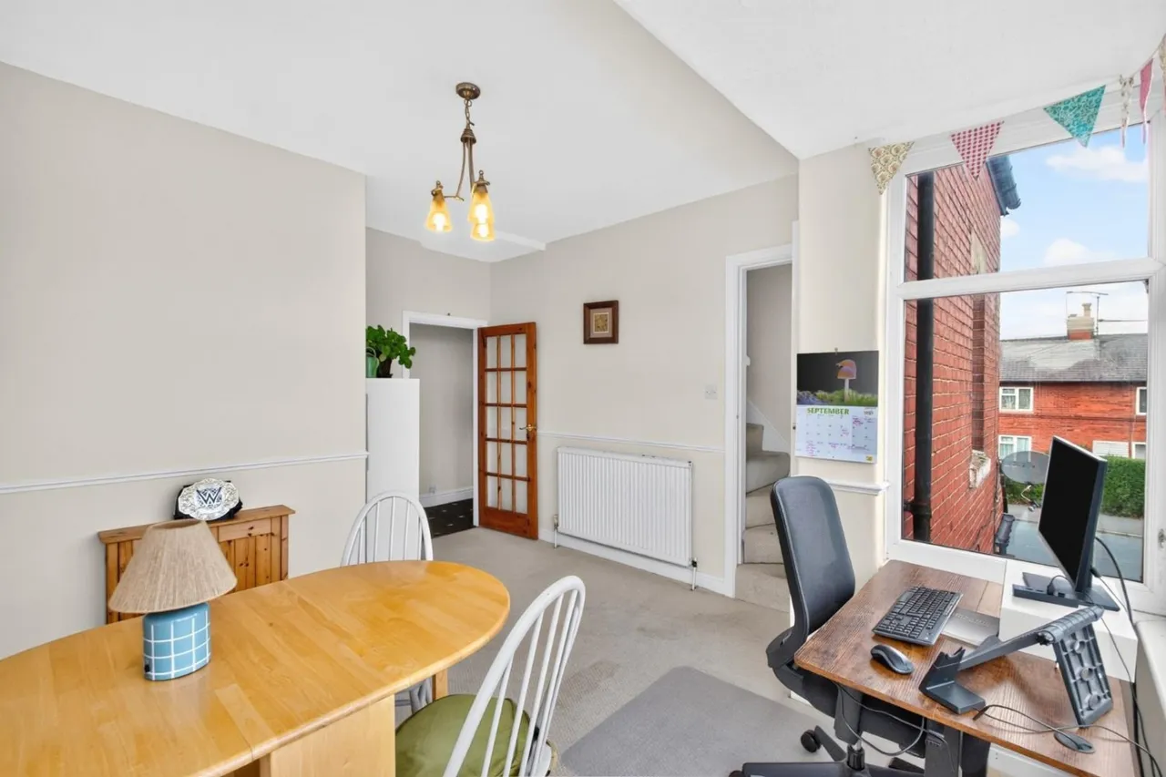 A King Edwards Drive, Harrogate, photo 9
