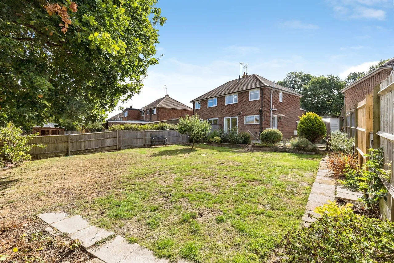 The Vineries, Burgess Hill, photo 12