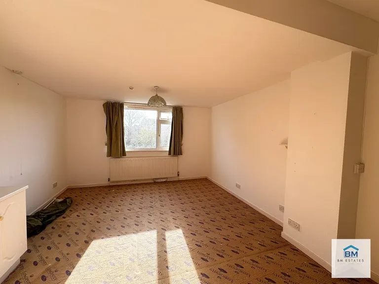 Downing Drive, Leicester, LE5 6LR, photo 6
