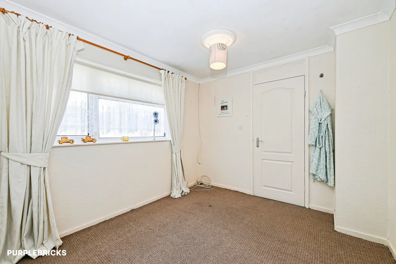 Bromley Close, Nottingham, NG6, photo 8