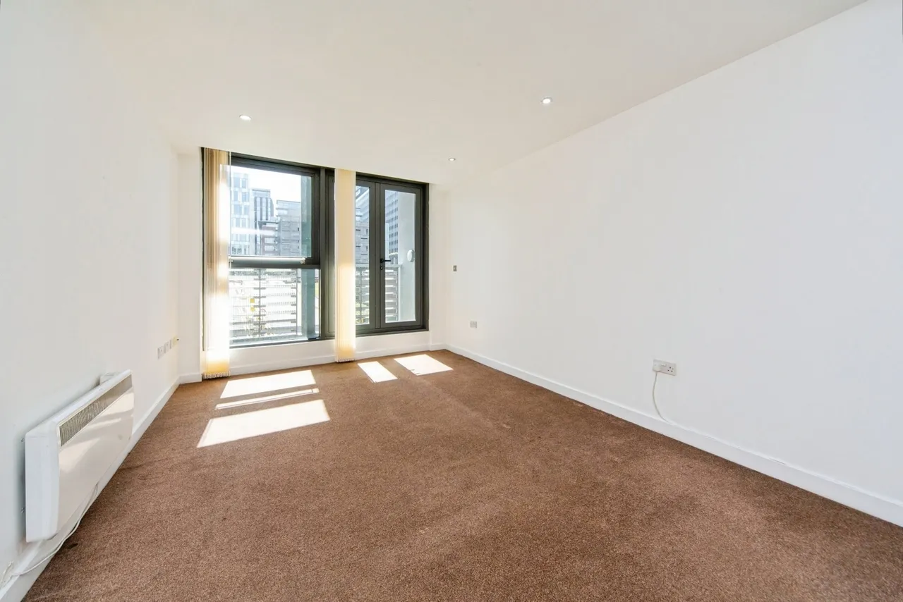 2 bed flat for sale, Pall Mall, Liverpool, L3